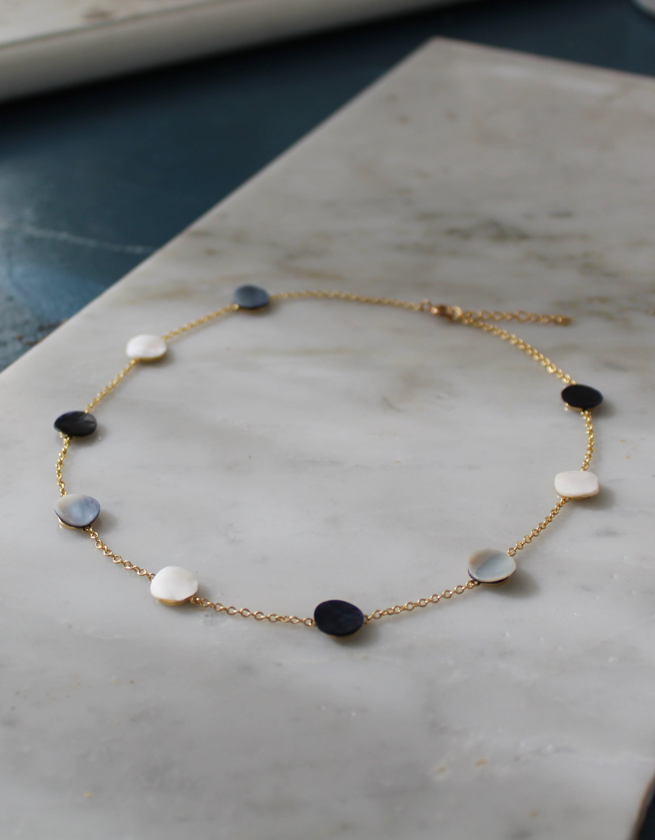 Symphony Necklace Gold