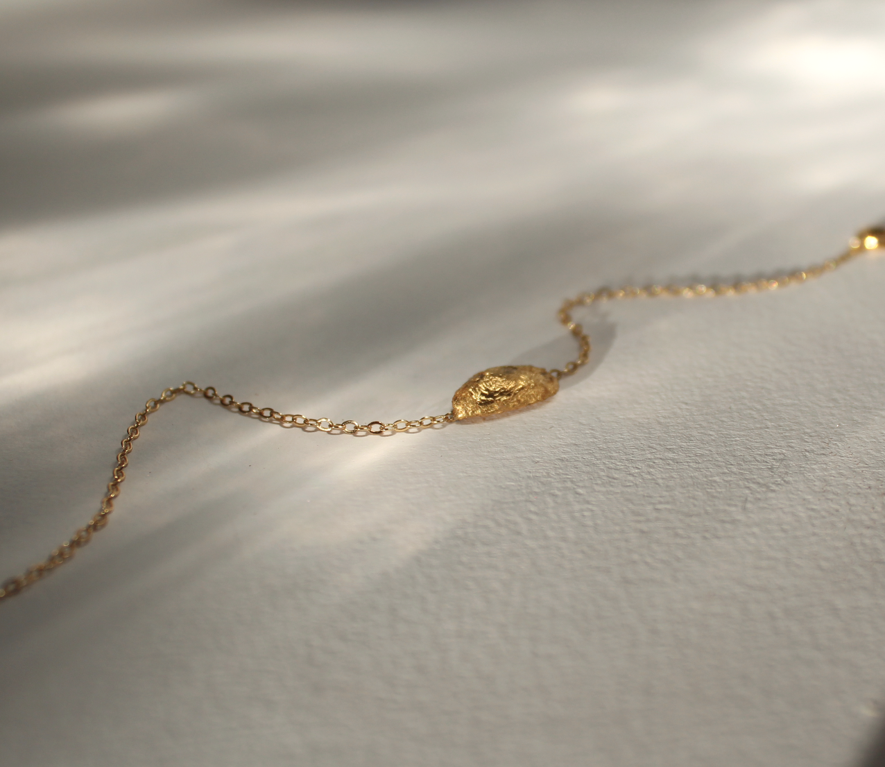 Baby Mussel Gold