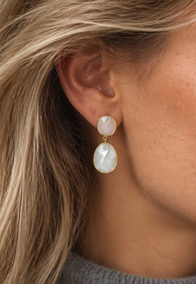 Aura Moonstone